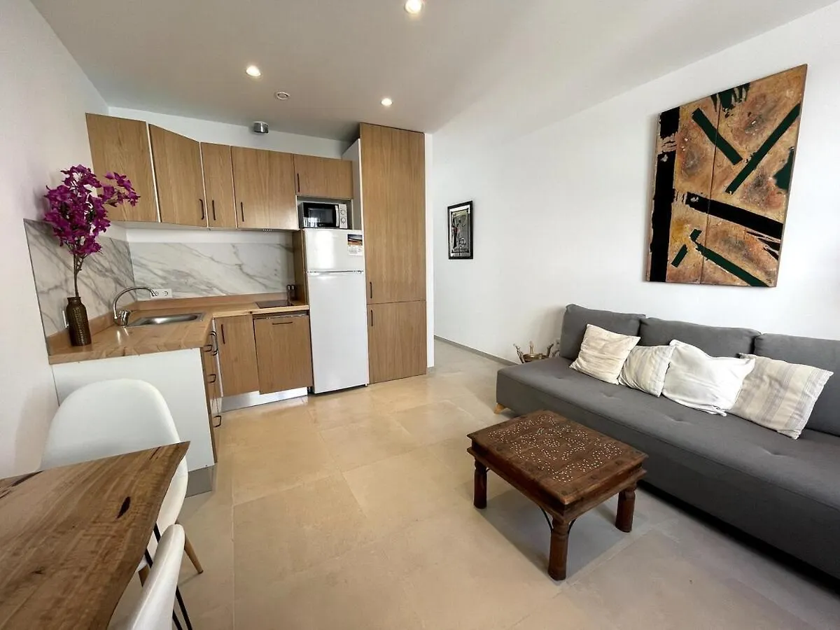 Elegant Apartment, Central, Pool And Parking Tarifa Apartment